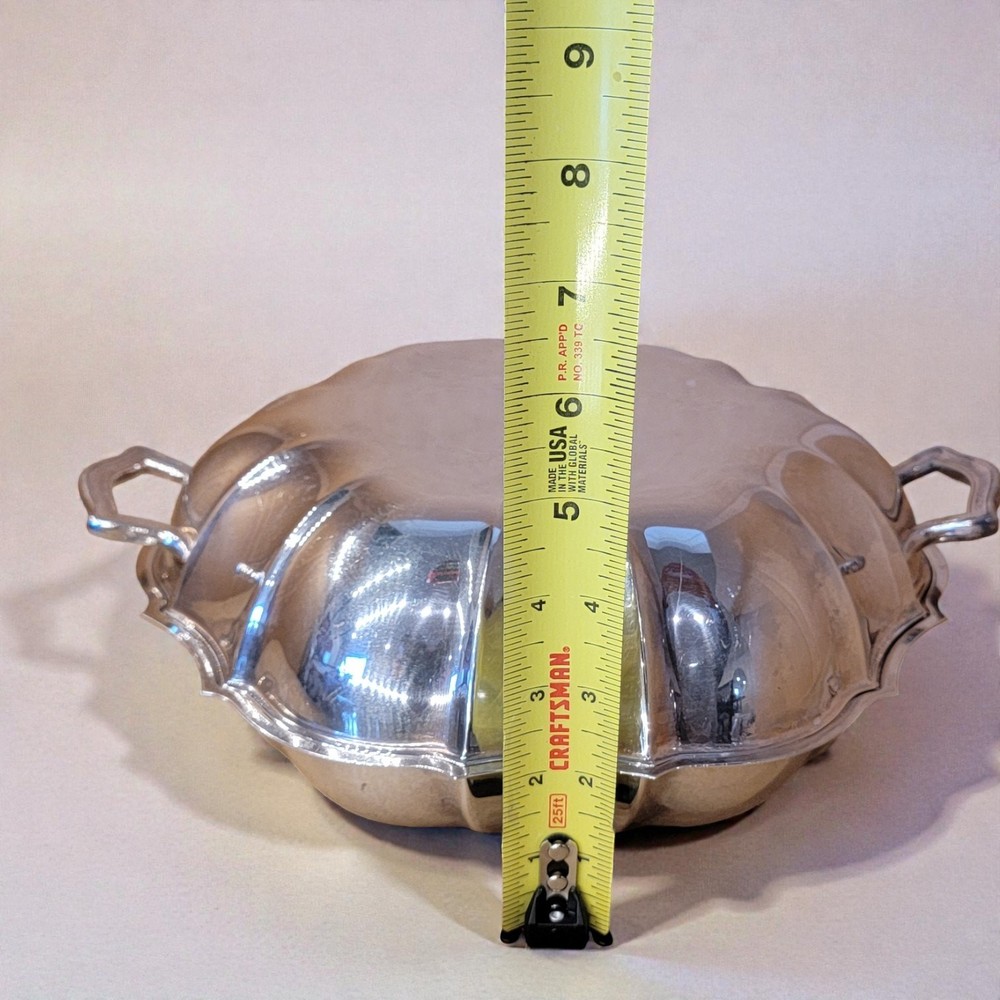 International Silver Chippendale 659 Covered Bowl 2 Piece Set
