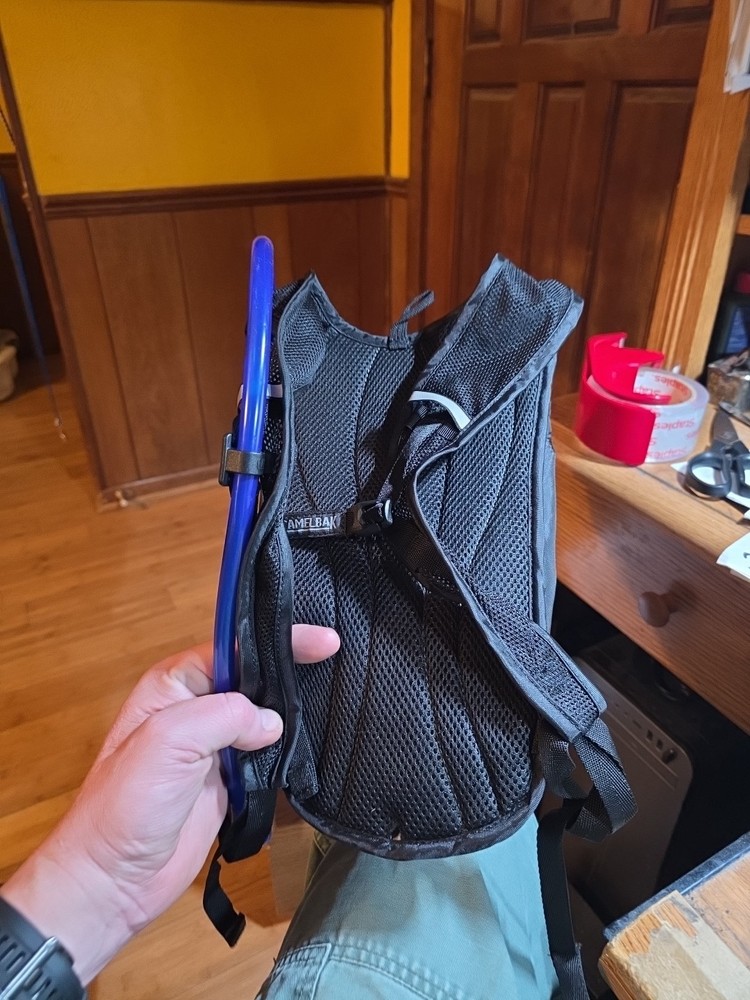 Camelbak Hydrobak, 50 oz, Black /Granite hydro Backpack 1.5L Hydration Pack