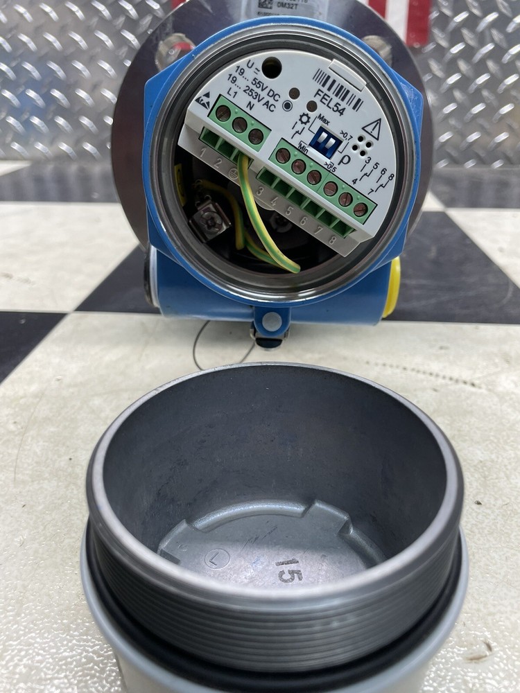 Endress+Hauser Point Level Detector FTL51-8AX71/0