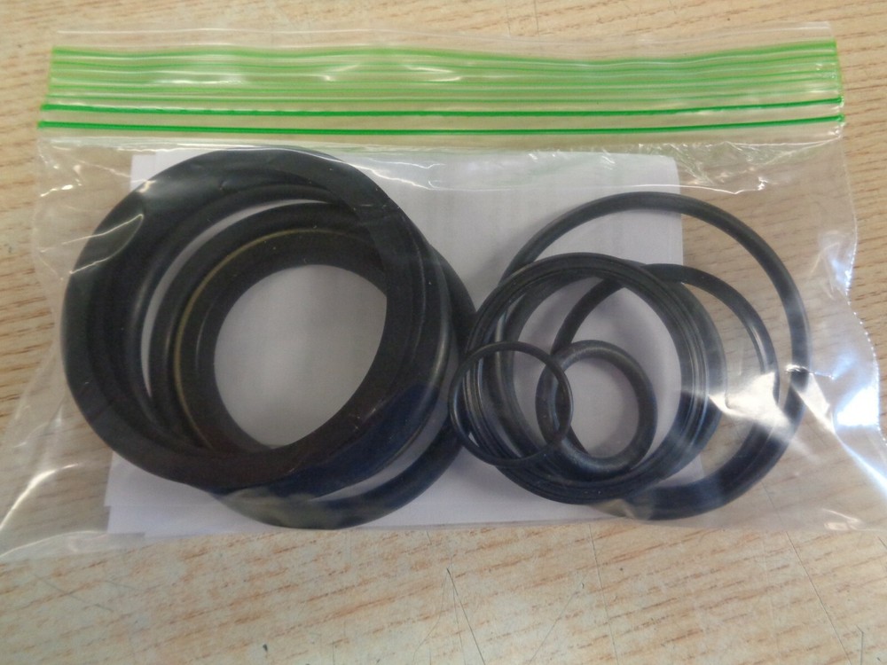 F80235 Seal Kit for some Great Bend 800 & 900 Loader cylinders (see description)