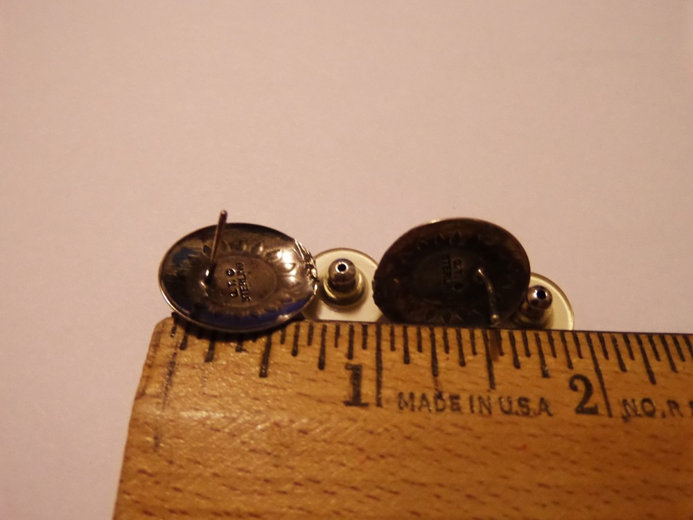 SIGNED Q.T. STERLING SILVER MULTI STONE EARRINGS