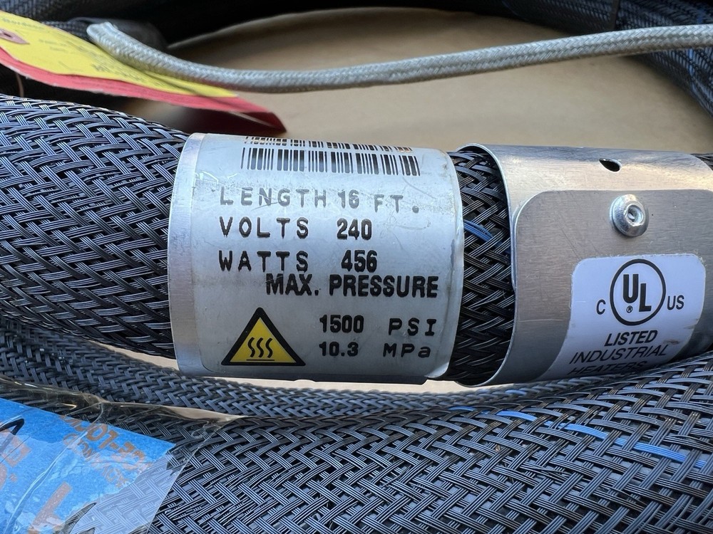 Nordson 16ft Black Hot Melt Adhesive Hose PN 104008D, Rectangular Plug