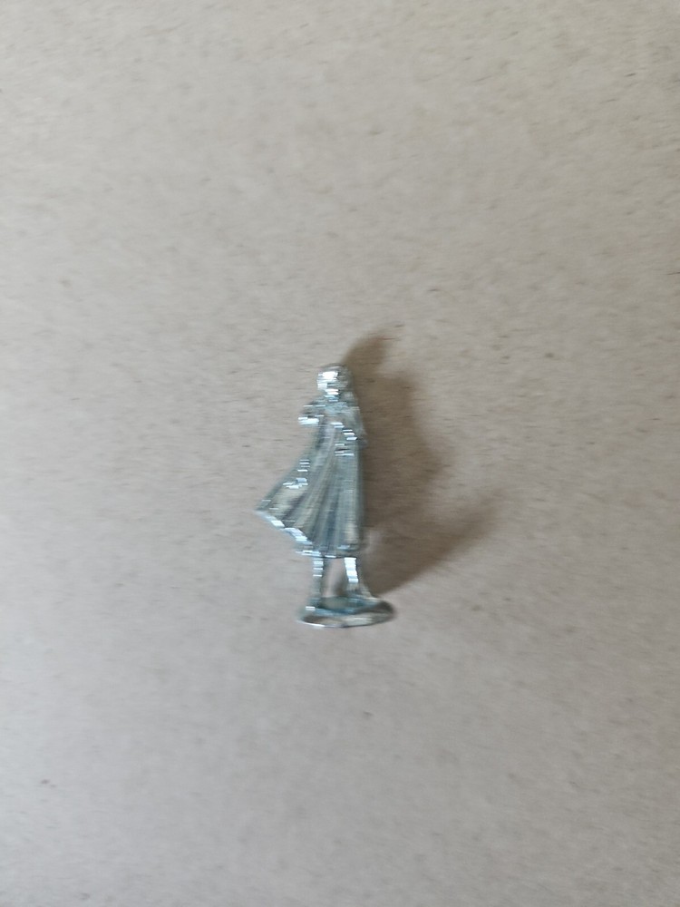 MONOPOLY Disney Frozen ii - Replacement TOKEN - Anna