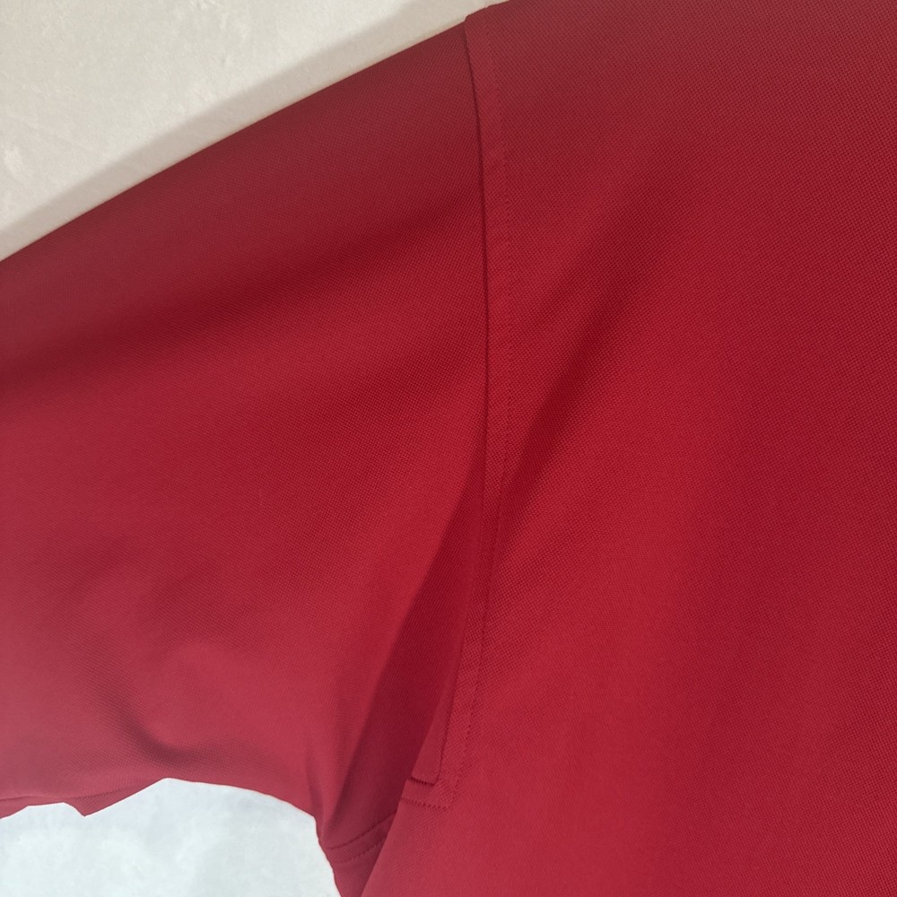 FootJoy FJ Golf Men’s Medium Pullover Red