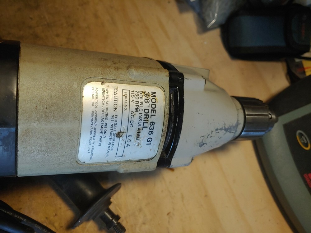 PORTER CABLE 636 HEAVY DUTY 3/8" REVERSIBLE "D HANDLE" ELECTRIC DRILL