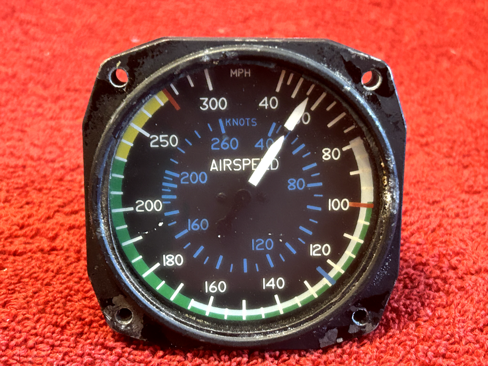 CESSNA AIRSPEED INDICATOR P/N C661041-0104 INSTRUMENTS INC