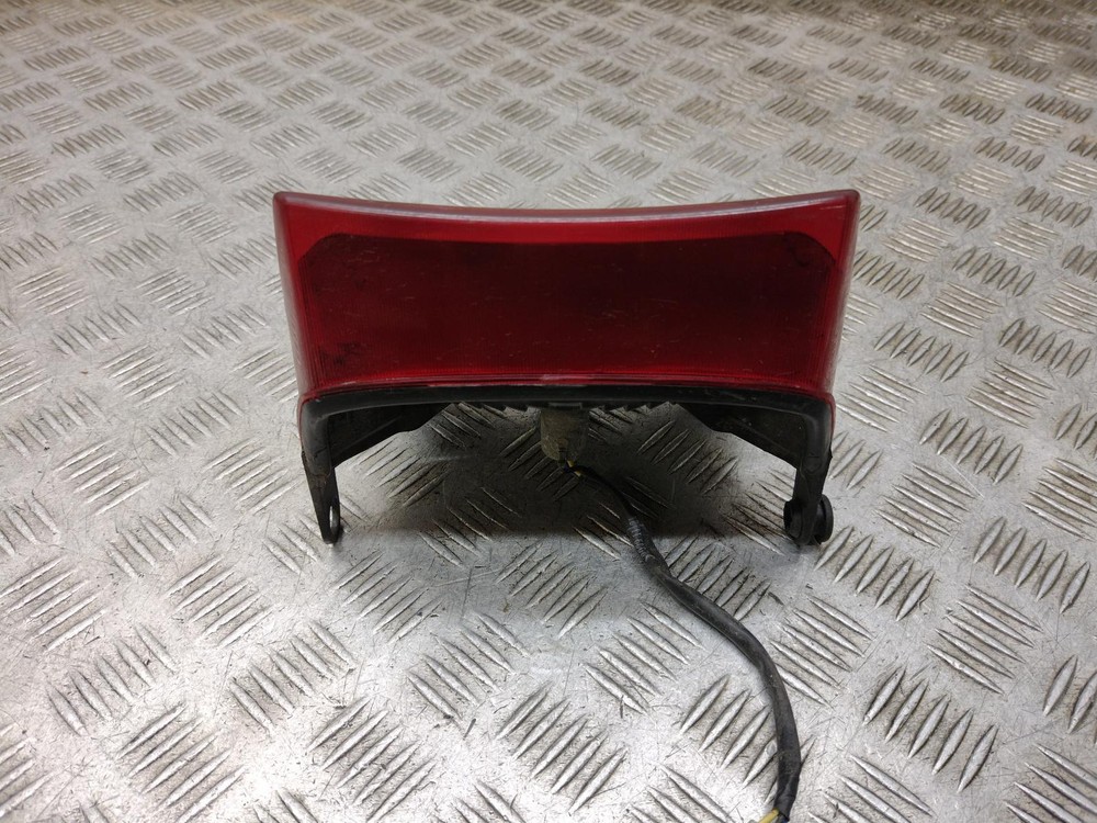 2010 YAMAHA YBR 125 Rear Tail Light
