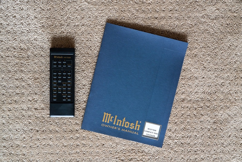 McIntosh MCD7008 Compact Disc Changer