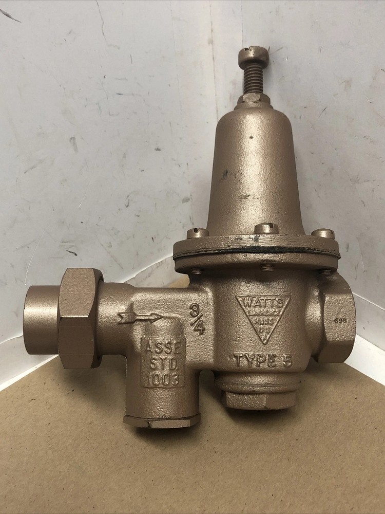 WATTS 3/4"  WATER PRESSURE REDUCING VALVE NEW -Brass Body