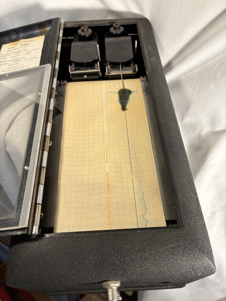 Brush Dev. Co. BL-202 2-Channel Magnetic Azimuth Elevation Oscillograph AS IS