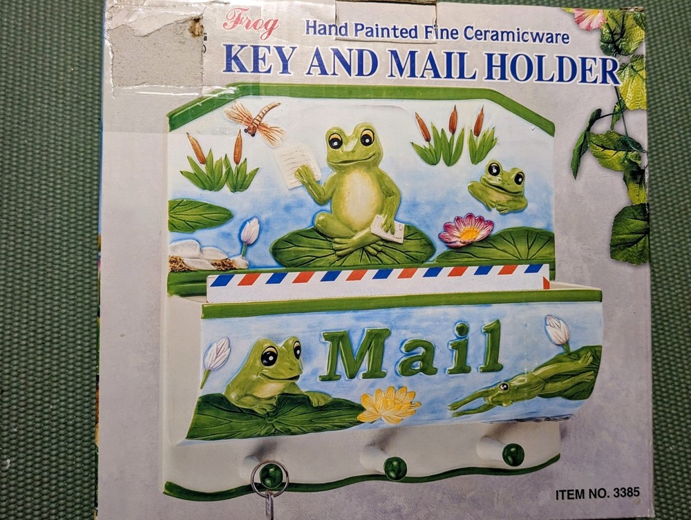 KMC Frog Hand Painted Fine Ceramicware Key & Mail Holder