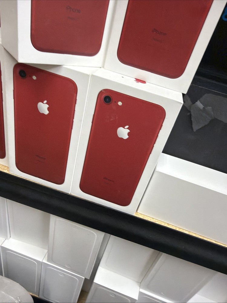 iPhone 7 Red Box