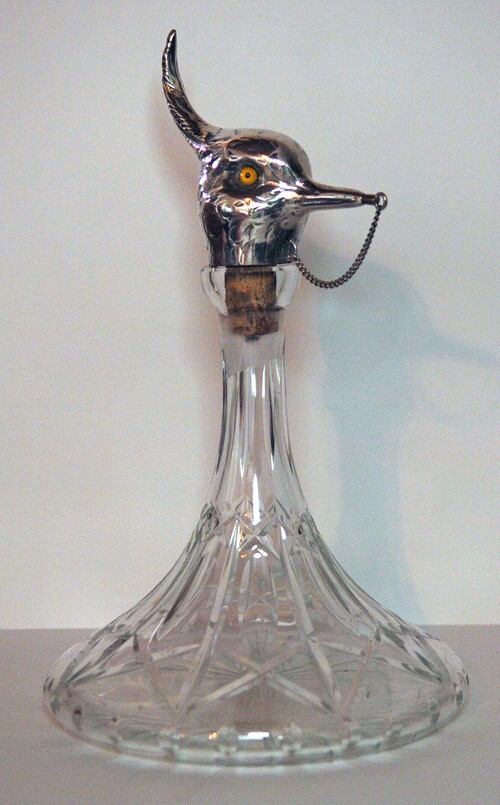 CRYSTAL SHIP'S / CAPTAIN'S DECANTER DECORATIVE  PATTERN  SILVER BIRD STOPPER