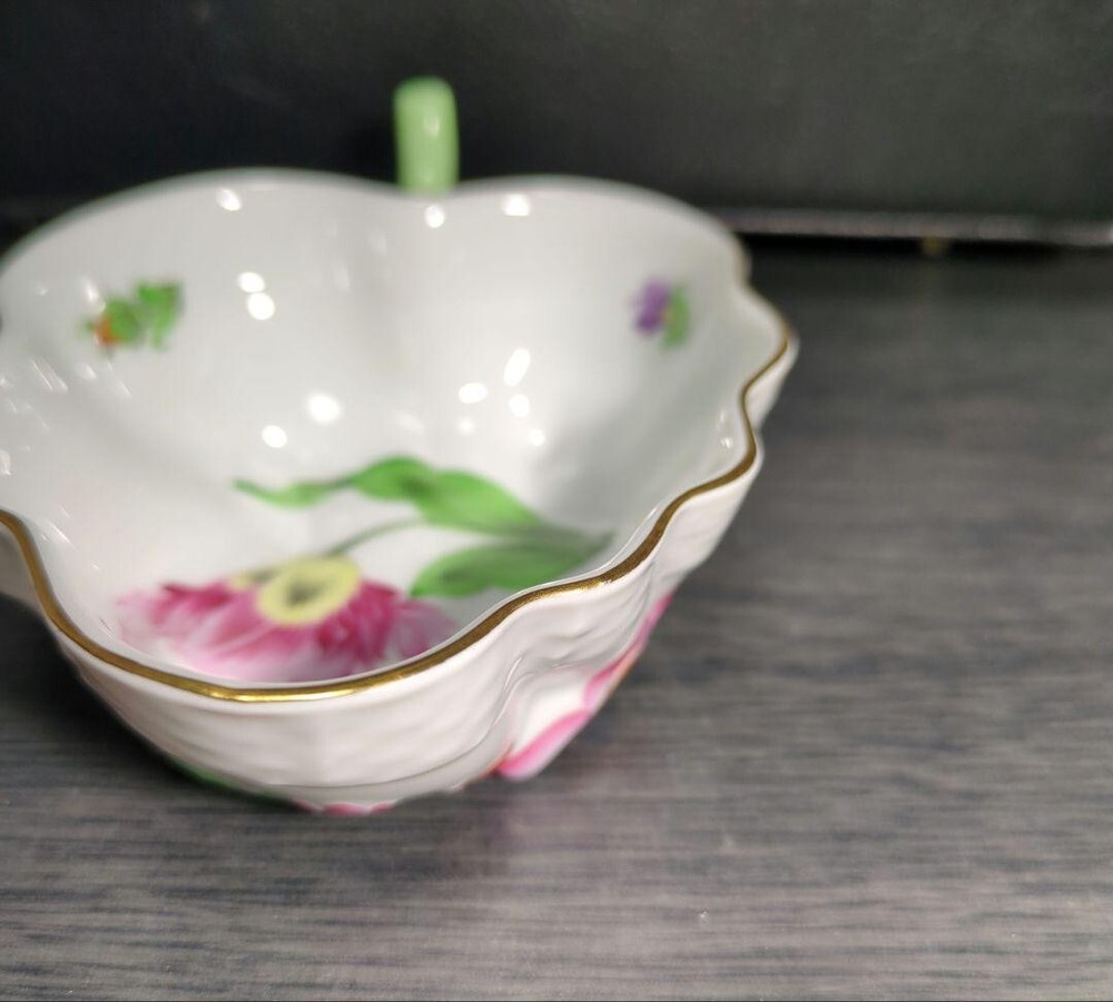 HEREND KITTY Spring Buda Bacony Sugar Bowl Tulip