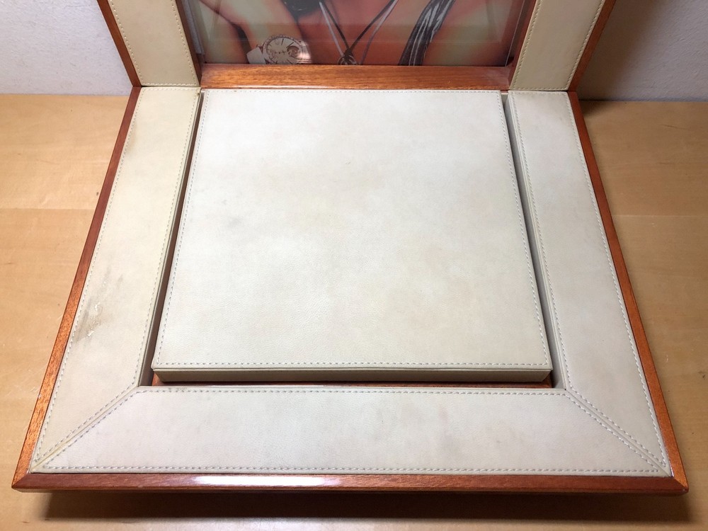 Used - CHOPARD - Display Window Expositor - For Watches