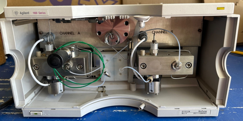 Hewlett Packard Binary Pump G1312A Series 1100 HPLC System Power Tested