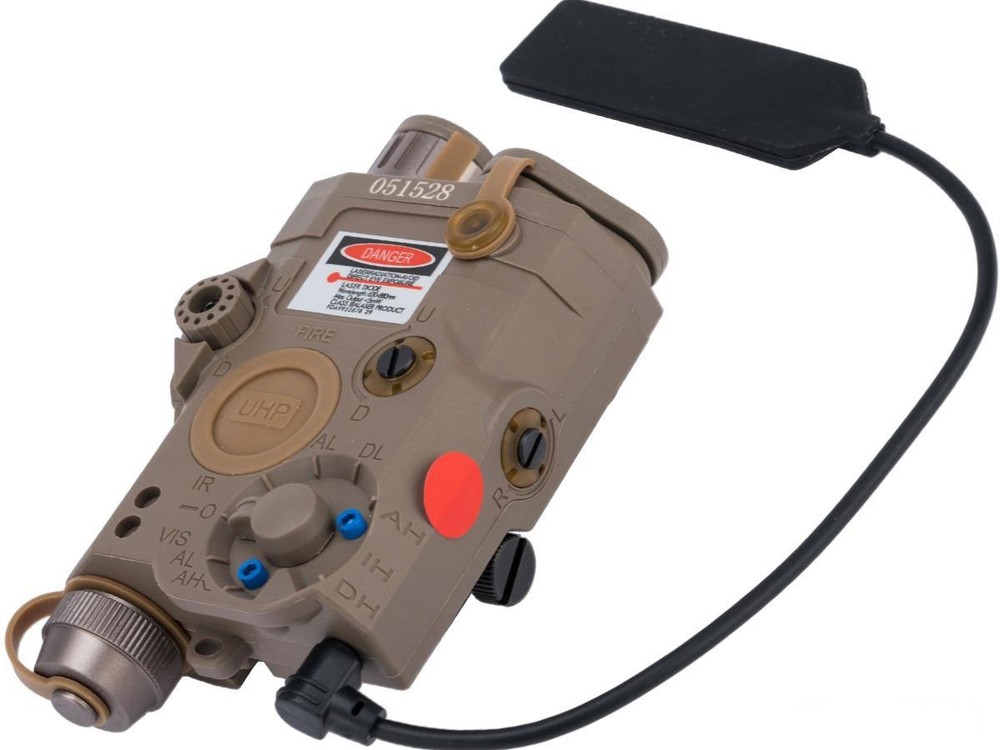 Element Dummy PEQ-15 Illuminator w/ Flashlight Visible and Red Laser - FDE