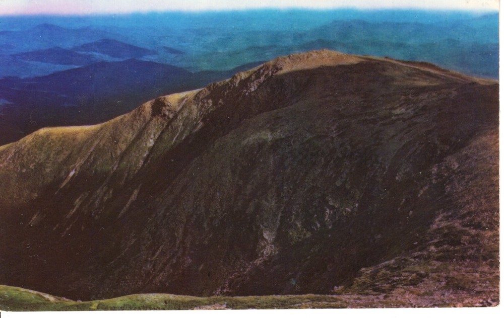 TUCKERMAN RAVINE, MT. WASHINGTON - PC2190