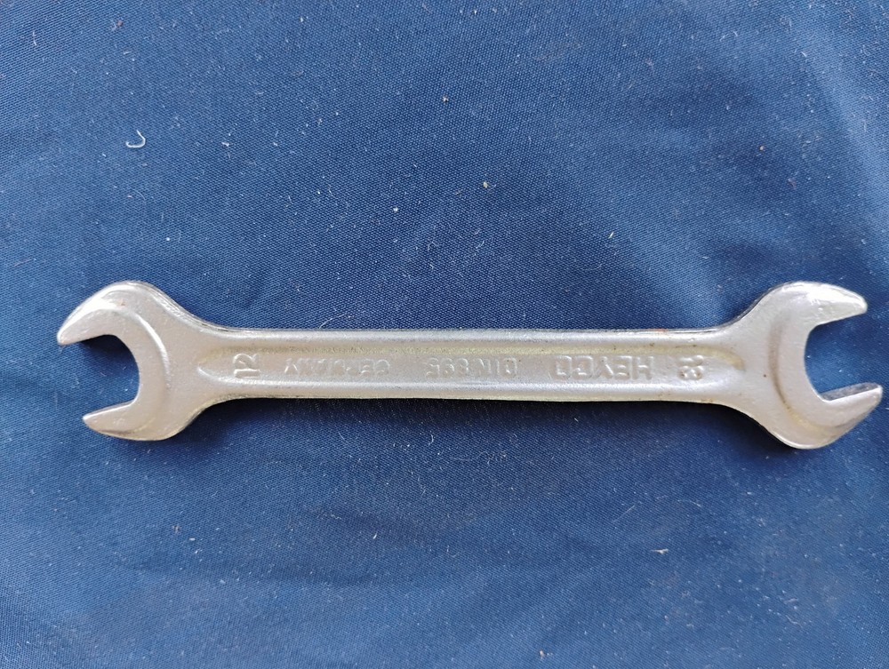 BMW E36 E39 E46 E53 Heyco Open End Spanner Wrench 12mm/13mm Trunk Tool Kit OEM