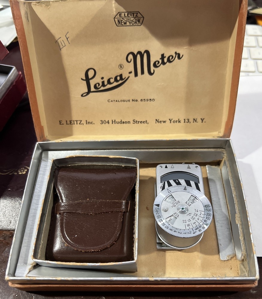 Leica Leica MeterGerman Exposure Meter Light Meter Plus Acc