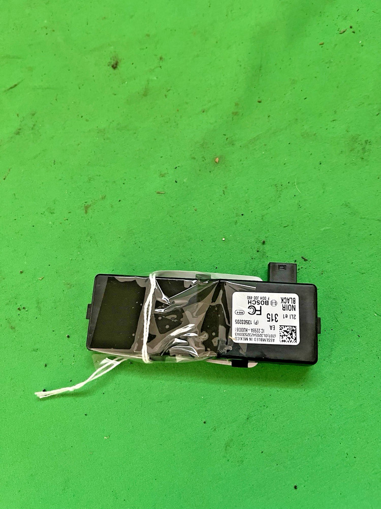 2010-2017 GMC Terrain Keyless Entry Receiver Module OEM