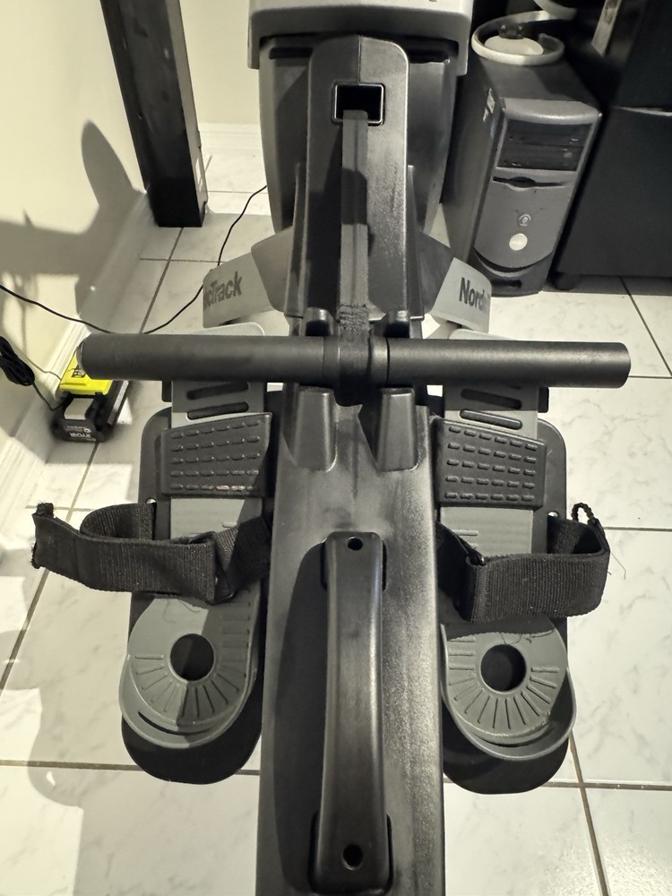 RW600 Nordic Track Rowing machine