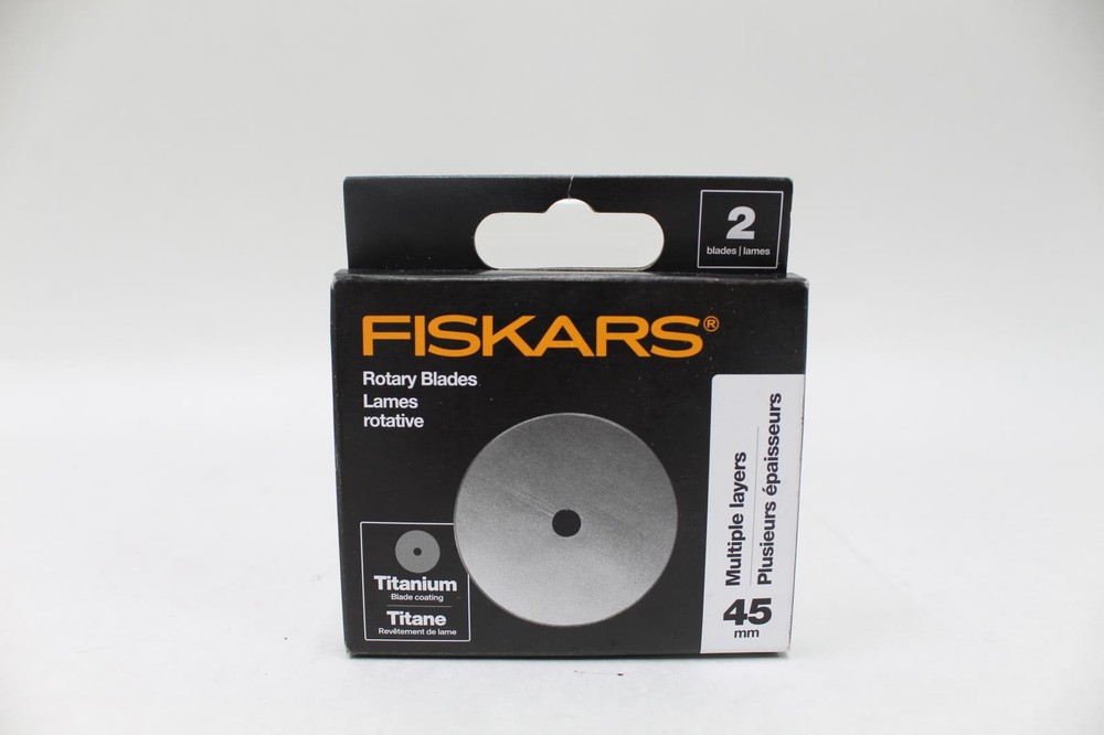 Fiskars 45mm Rotary Cutter Replacement Blades, Perforated Cuts & Multiple Layers