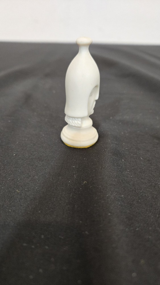 2.5" Mid Century Duncan White Pawn Chess Replacement