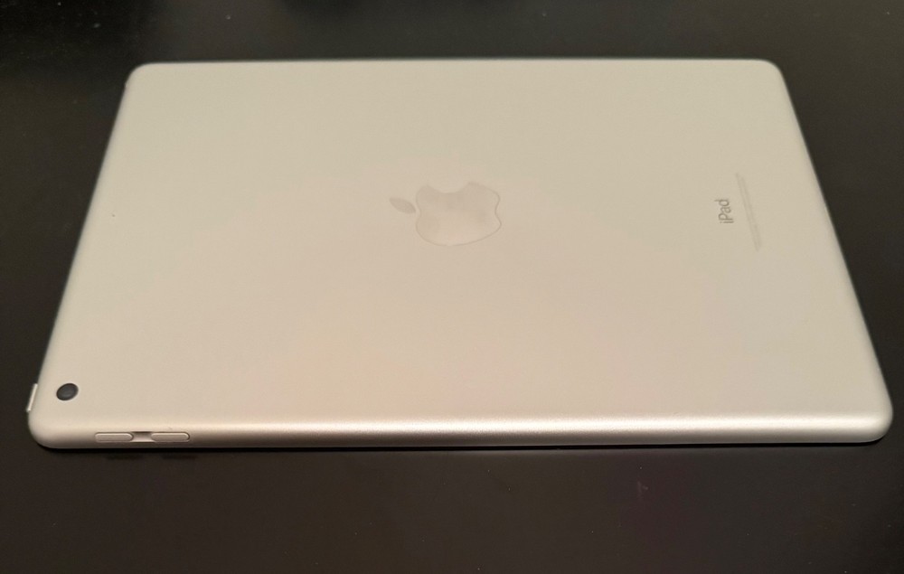 Apple Ipad 6th generation 128gb wifi