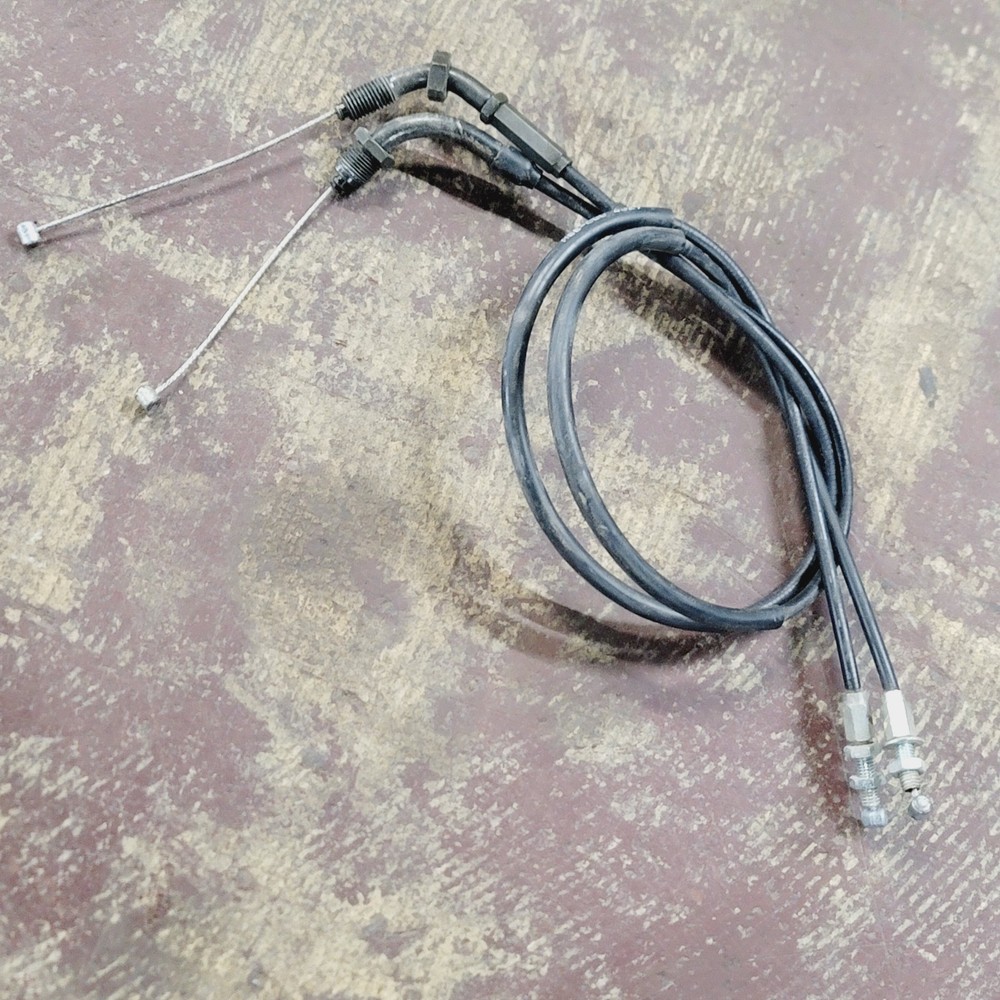 2004-2005 SUZUKI GSXR600 THROTTLE CABLES LINES Pull Return Set