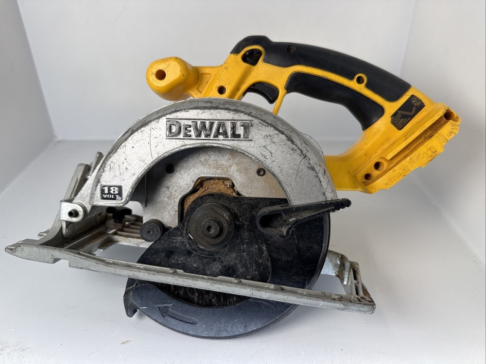 DEWALT DC390 (PSO040184)