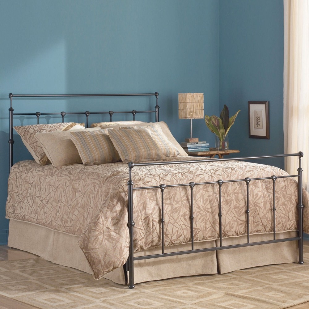 Queen Winslow Bolt-On Headboard & Footboard