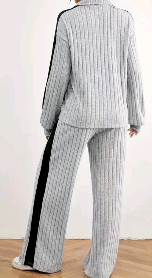 New Rib lounging set size 18