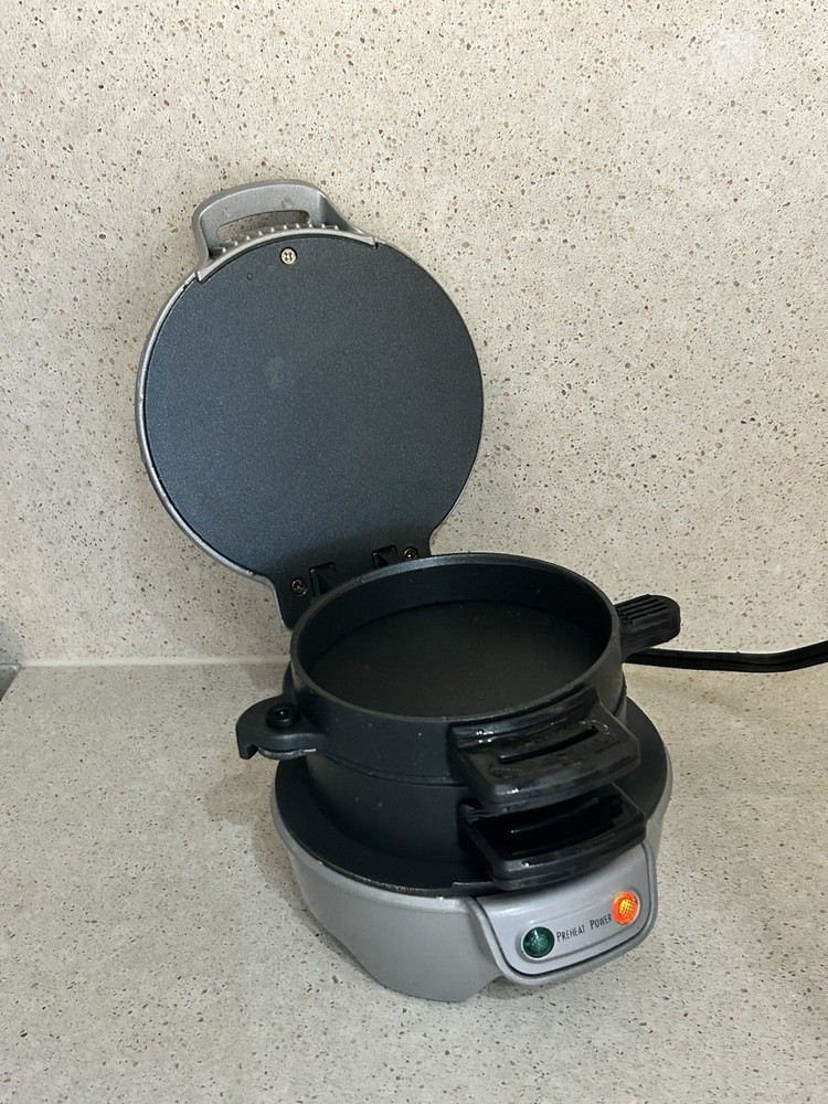 Hamilton Beach Breakfast Sandwich Maker (single) Silver