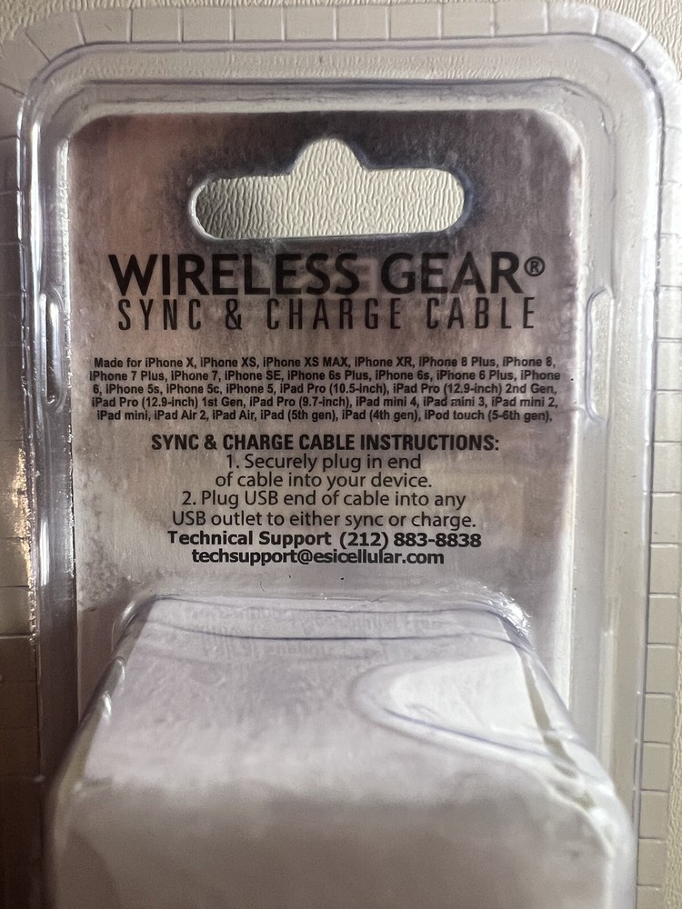 Wireless Gear Sync & Charge Cables 6ft For Use with IPhone White