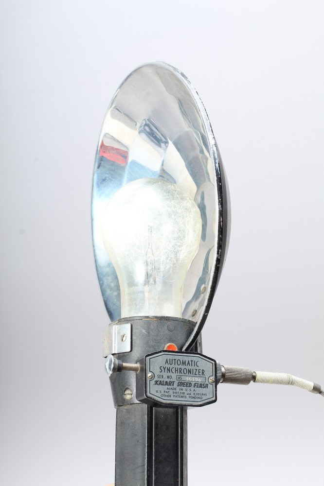 KALART SPEED FLASH W SYNCHRONIZER SHUTTER RELEASE & BULB ADAPTER TESTED WORKS