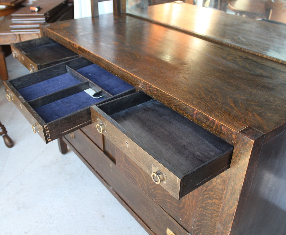 Antique Mission Oak Sideboard – Original finish