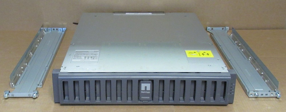 NetApp FAS2020 Filer iSCSI Storage Array Shelf 5.4TB HDD 2x 111-00237 Controller