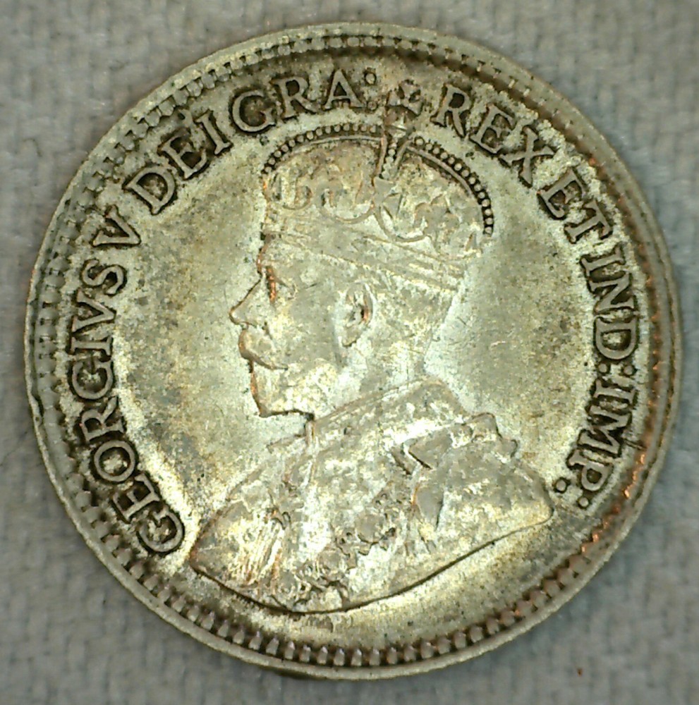 1917 Canada 5 Five Cent Coin Silver Almost Uncirculated
