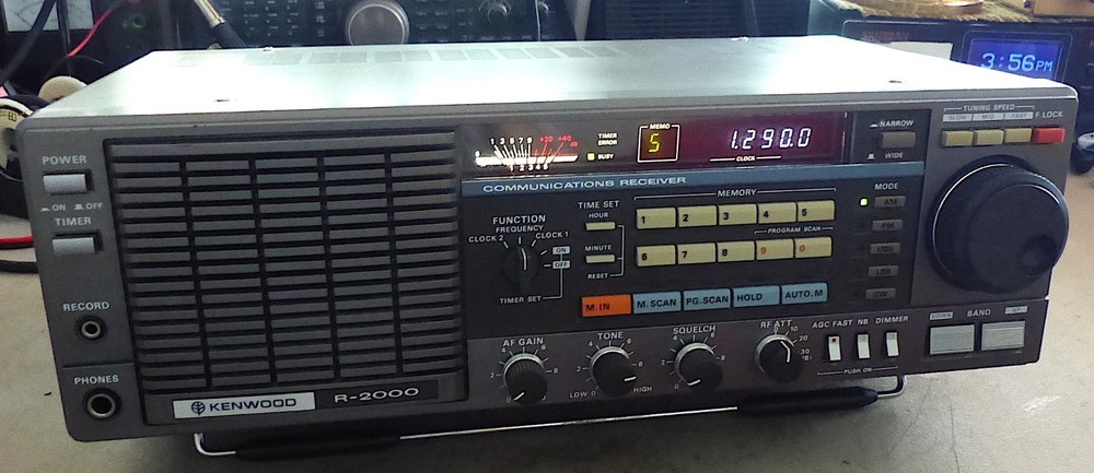 Kenwood R-2000 Communications Receiver