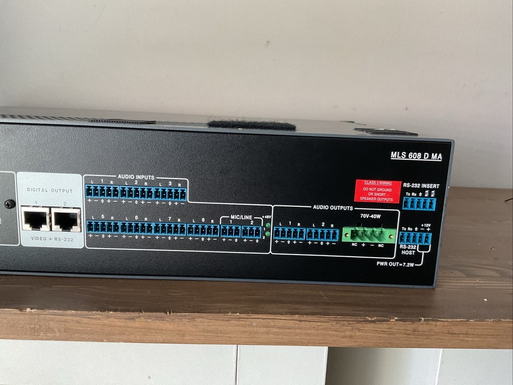 Extron MLS 608 D MA MediaLink Switcher-Powers On