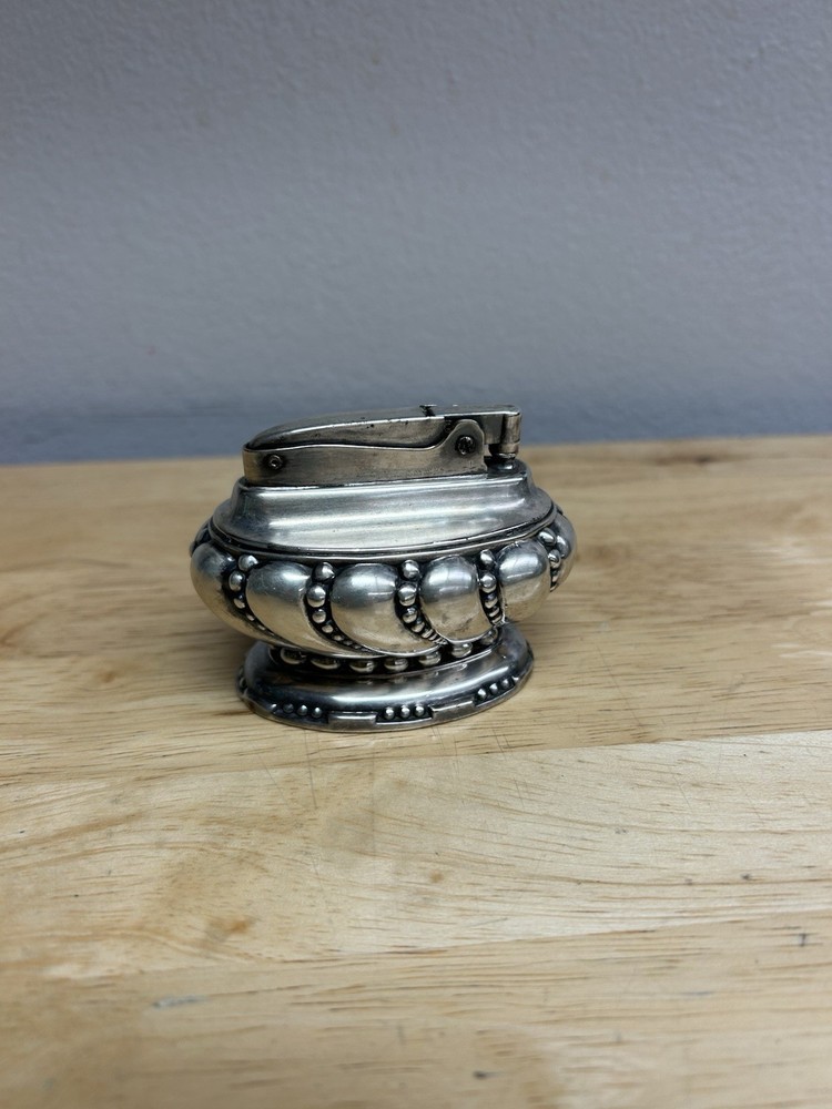 Vintage Ronson Crown Silver Plated Table Cigarette Lighter