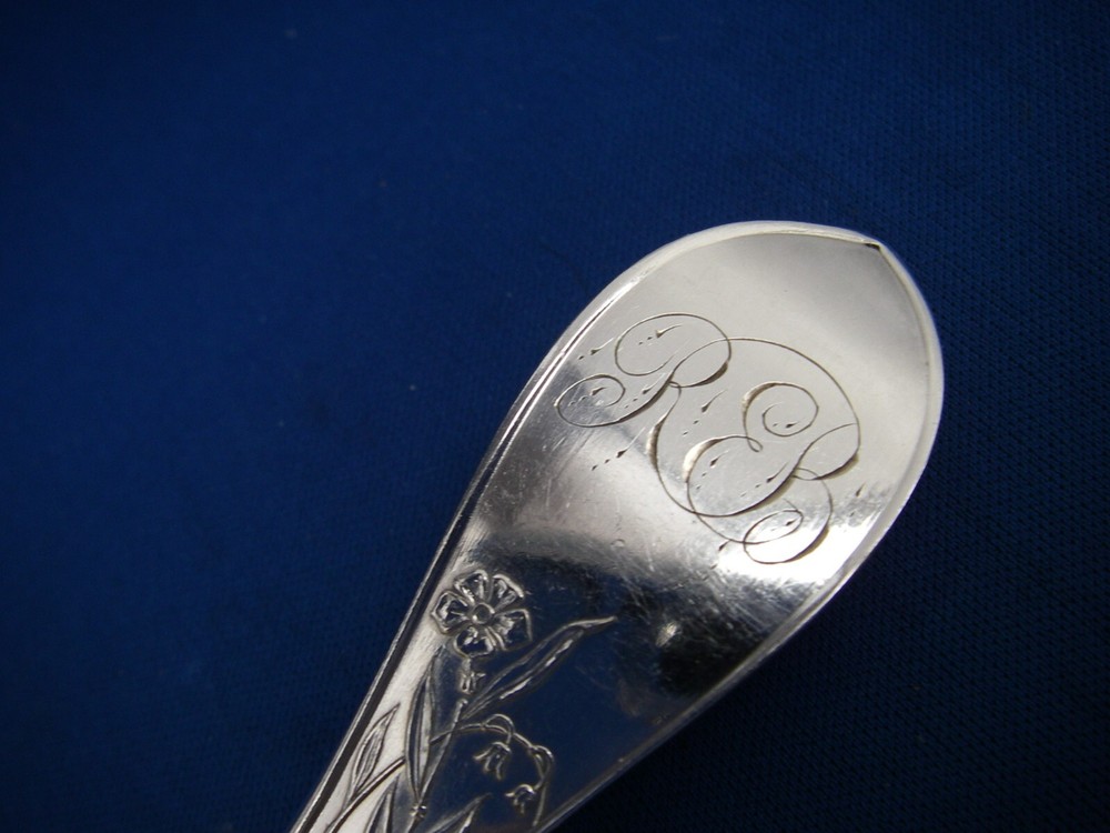 Early VICTORIAN Silverplate LILY Pattern BERRY SPOON-Mono REB
