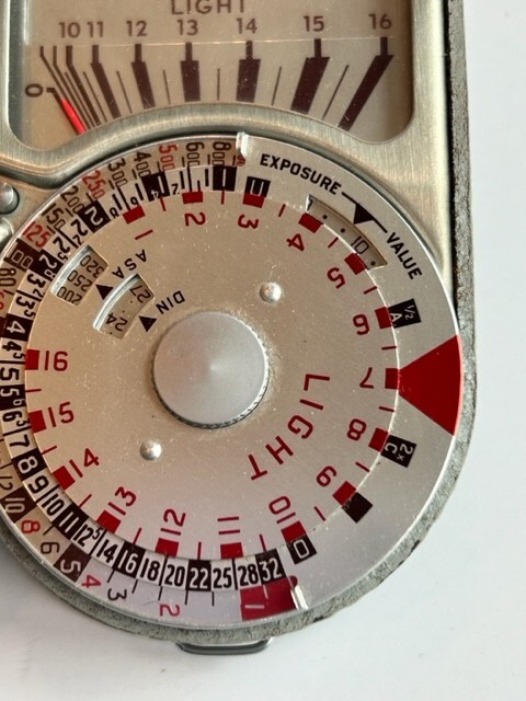 Weston Master V Universal Exposure Meter Model 748 - Vintage Untested