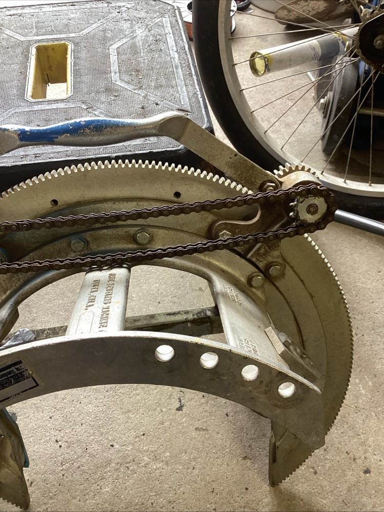 H&M Pipe Beveling Machine C12 6" - 12" Missing Parts