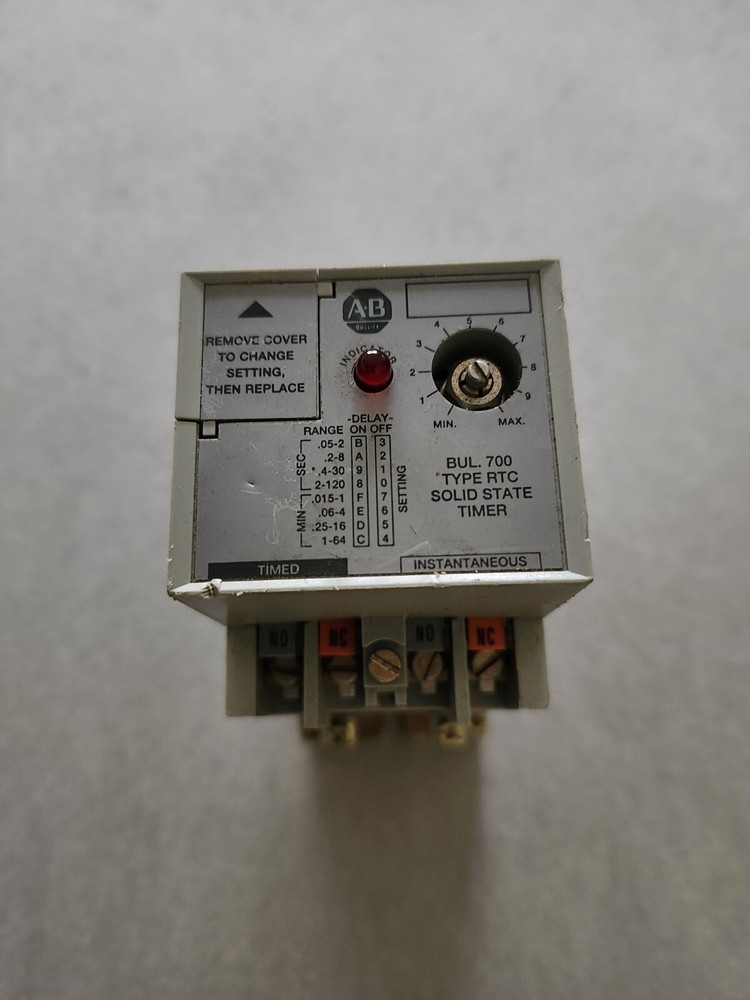 AB 700RTC111OU1 SOLID STATE TIMER