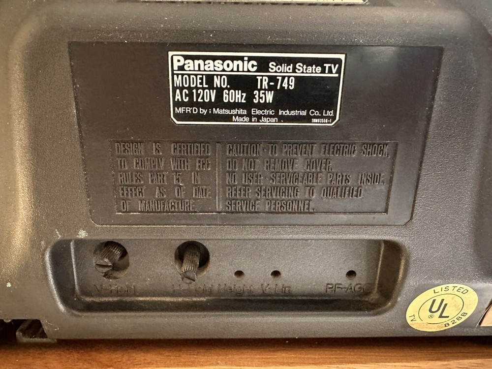 1977 Panasonic 9” TV TR-749 Solid State Television Vintage Retro Working Nice!!