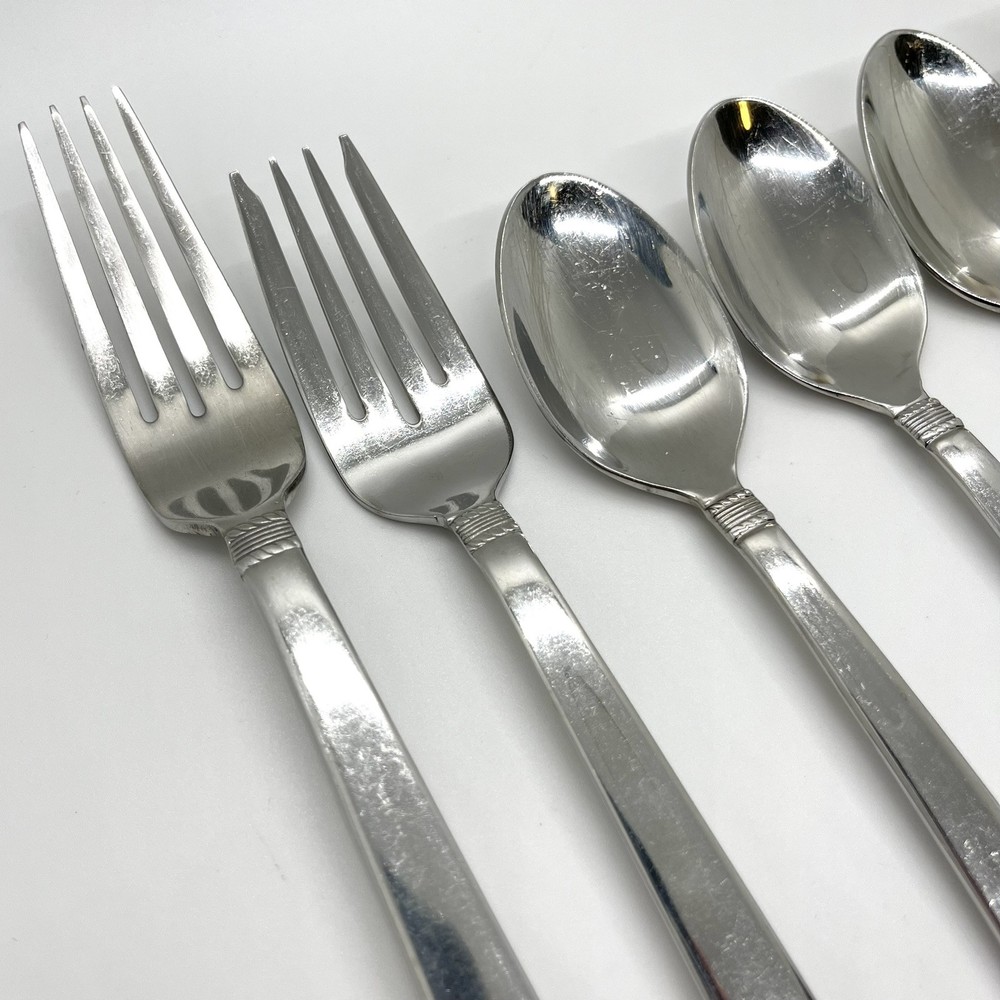 Lot 7 Pcs Wallace Coin Edge Flatware Dinner/Salad Fork & 5 Teaspoons Flatware