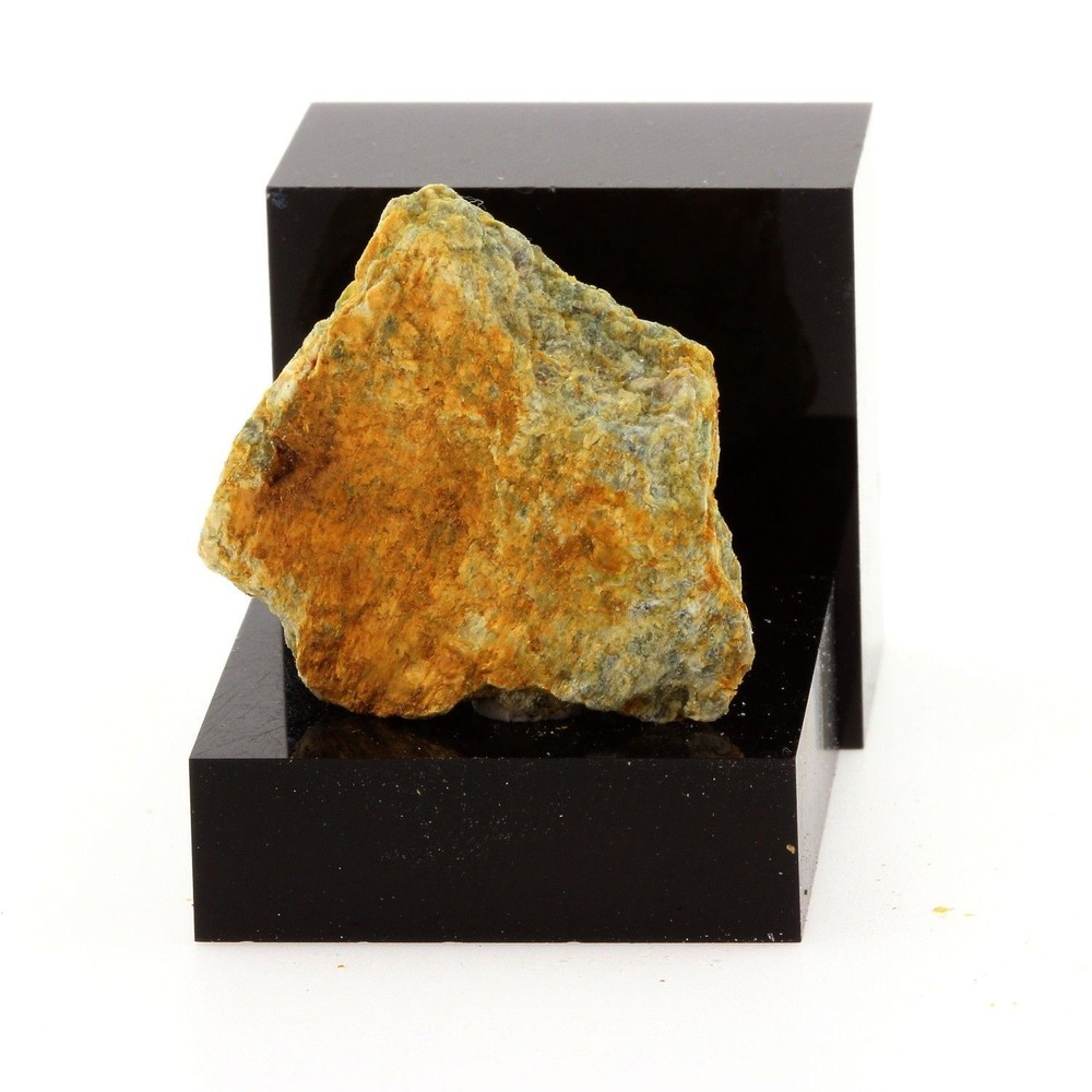 Slate. 28.1 CT. Eastern Metals Mine, Québec, Canada.