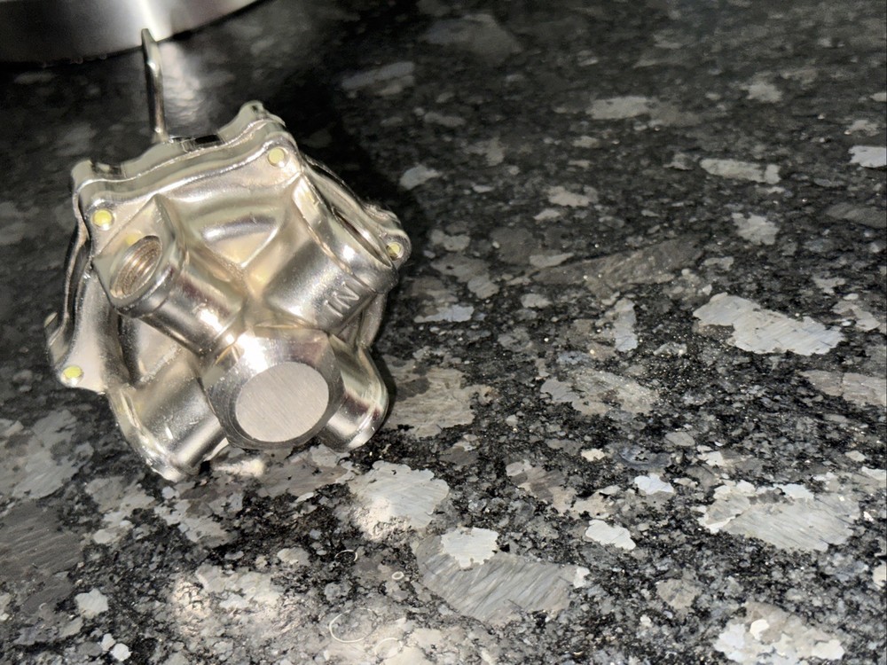 1960’s Vintage Binks Air Control Regulator Solid Chrome And Brand New No Use